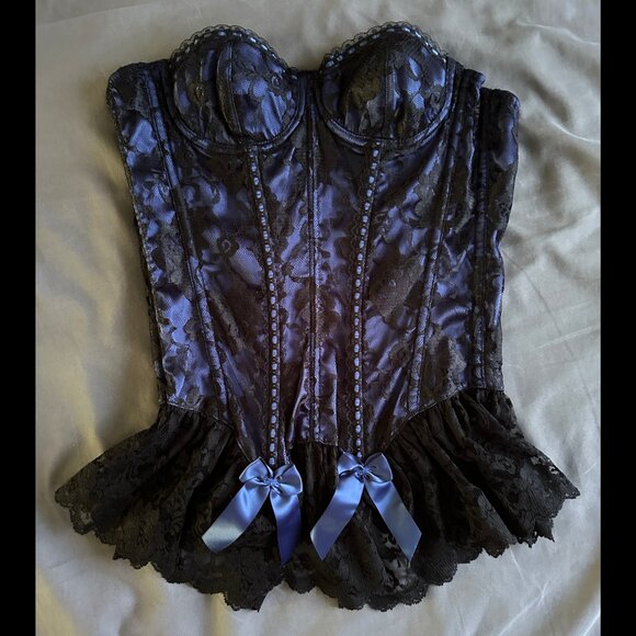 Vintage Frederick's of Hollywood Corset - Picture 1 of 5